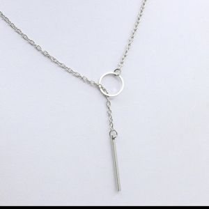 Circle and Bar Simple Necklace Silver